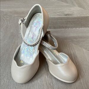 Chic Kids Dress Shoes with Rhinestone Strap